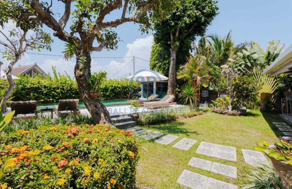 bedroom modern villa for sale rent