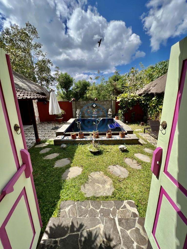 villa anjing charming bedroom boutique hotel in sawangan for sale