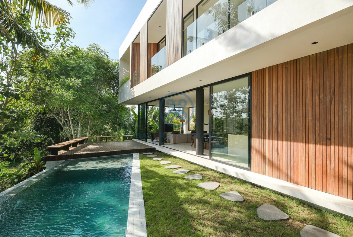 Freehold Villa Tapa for Sale in Nyanyi Bali